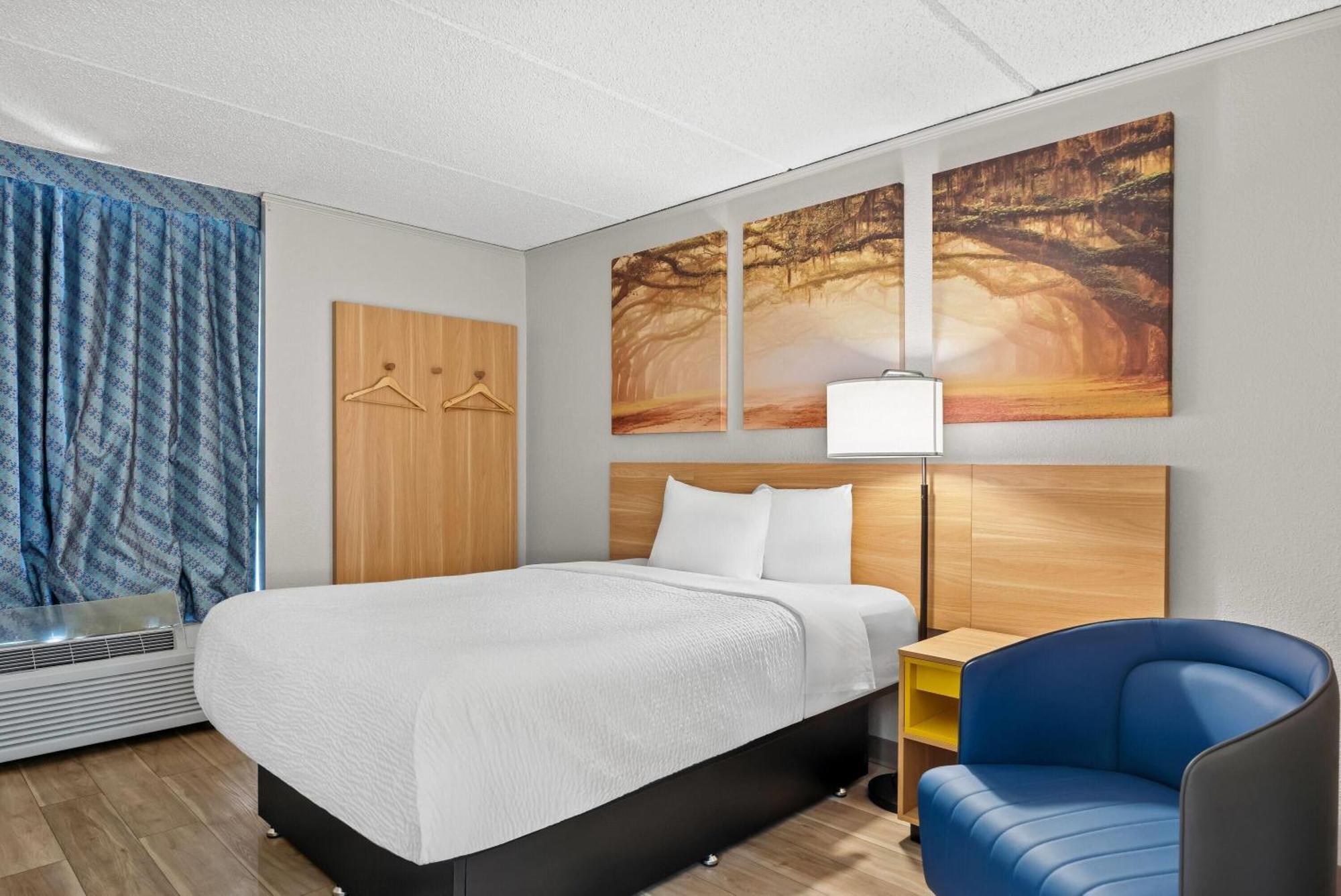 Days Inn By Wyndham Statesboro Zewnętrze zdjęcie