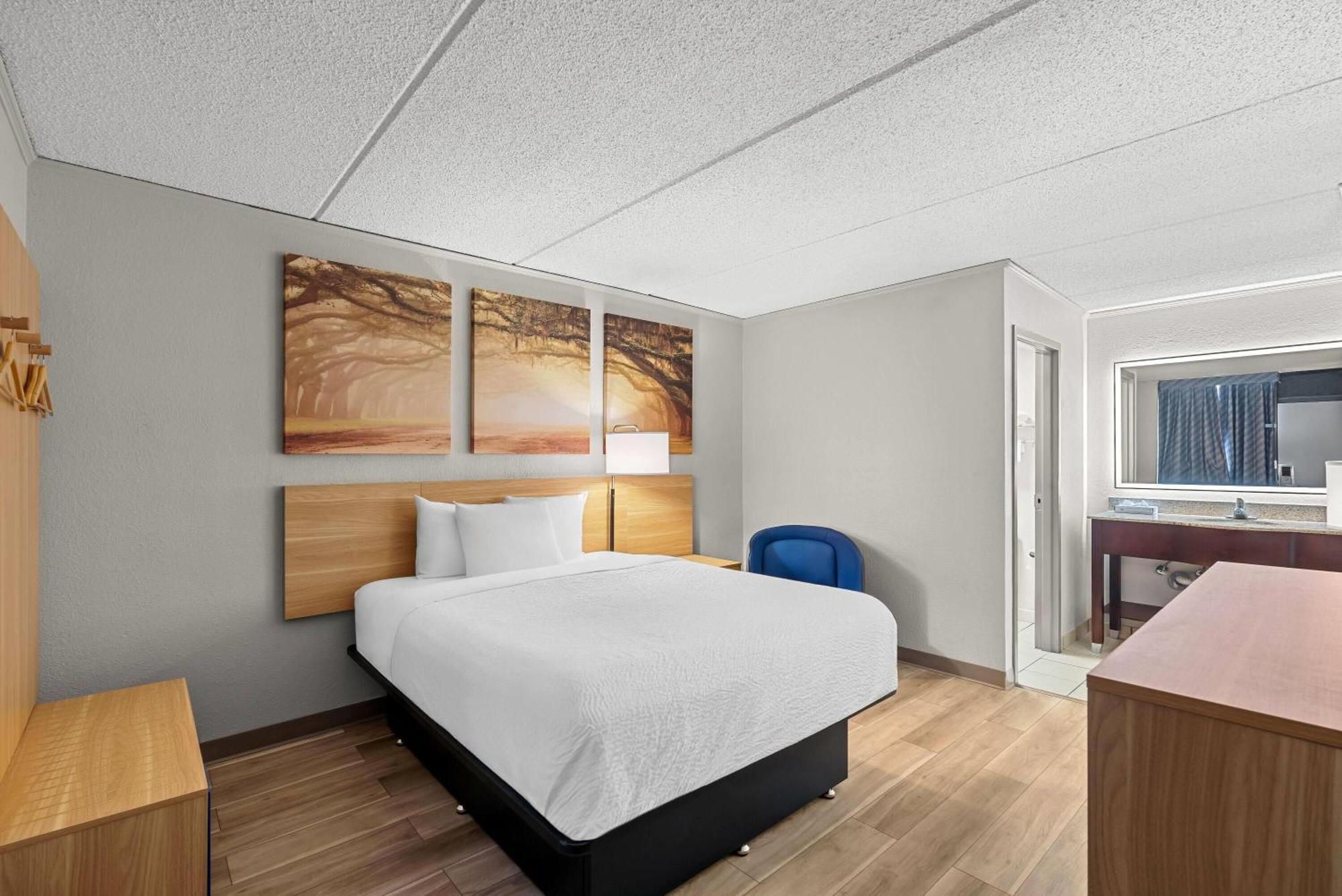 Days Inn By Wyndham Statesboro Zewnętrze zdjęcie